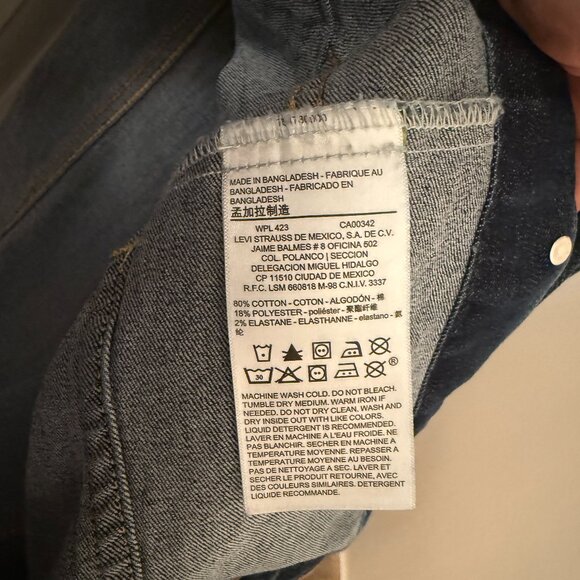 Levi's Signature Women's Denim Blue Jean Stretch Comfort Jacket Size XL - Picture 11 of 14